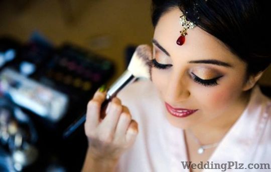 StyleOn Unisex Salon Beauty Parlours weddingplz