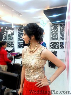 StyleOn Unisex Salon Beauty Parlours weddingplz