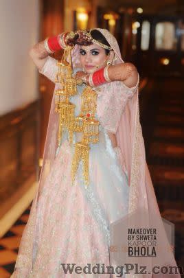 Makeover By Shweta Kapoor Bhola Beauty Parlours weddingplz