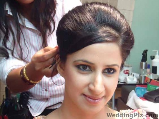Hair N Shanti Unisex Salon Beauty Parlours weddingplz