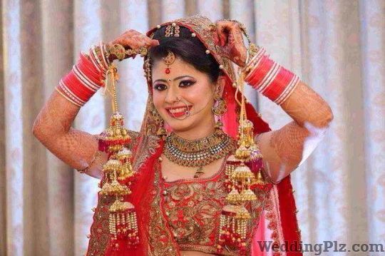 Amaze Beauty Your Home Salon Beauty Parlours weddingplz