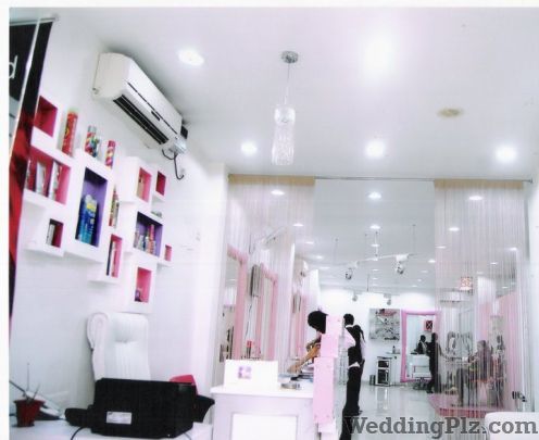 Hubs Unisex Salon Beauty Parlours weddingplz