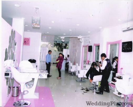 Hubs Unisex Salon Beauty Parlours weddingplz