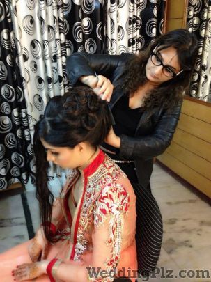 Khoobsurat by Anju Chopra Beauty Parlours weddingplz