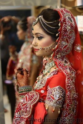 Shweta Gaur Makeup Artist Beauty Parlours weddingplz