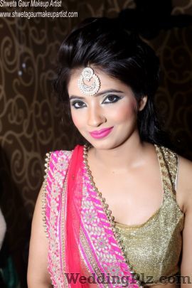 Shweta Gaur Makeup Artist Beauty Parlours weddingplz