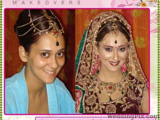 Meenakshi Dutt Makeovers Beauty Parlours weddingplz