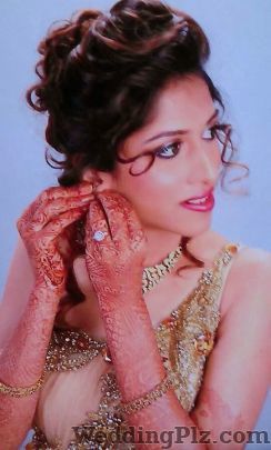 Alpa Khimani Make up and Hairstyling Experts Beauty Parlours weddingplz