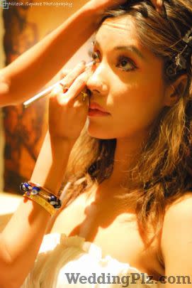 Color Me Beautiful Beauty Parlours weddingplz