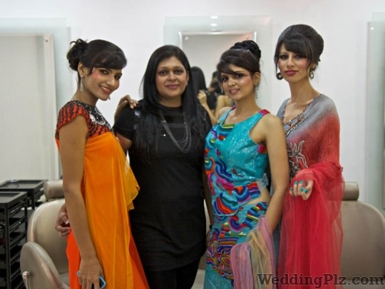 Naina Arora Studio Beauty Parlours weddingplz