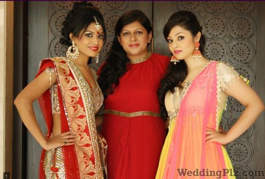 Naina Arora Studio Beauty Parlours weddingplz
