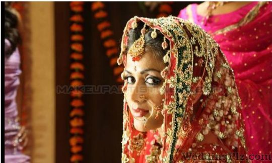 Kalpesh Joshi Beauty Parlours weddingplz