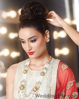 Lakme Salon Beauty Parlours weddingplz