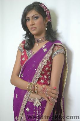 Magicc Mirror Beauty Parlours weddingplz