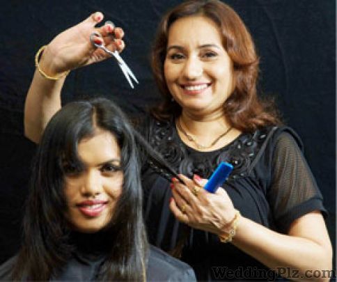 Lookwell Salon and Spa Beauty Parlours weddingplz