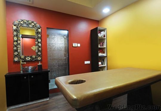 Mookh Salons and Academy Beauty Parlours weddingplz