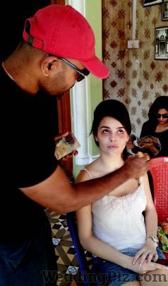 One Stop Makeovers Beauty Parlours weddingplz