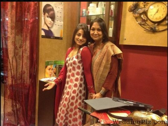 Sonalis Salon and Spa Beauty Parlours weddingplz