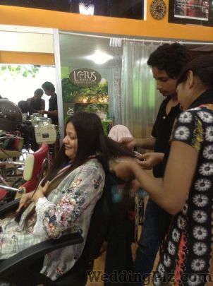 Sparrsh Spa and Salon Beauty Parlours weddingplz