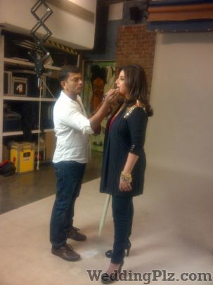 Subhash Shinde Makeup Artist Beauty Parlours weddingplz