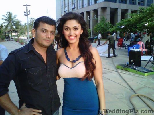 Subhash Shinde Makeup Artist Beauty Parlours weddingplz