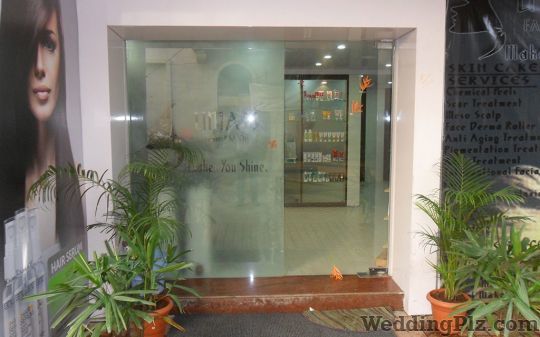 Umas Family Salon Beauty Parlours weddingplz