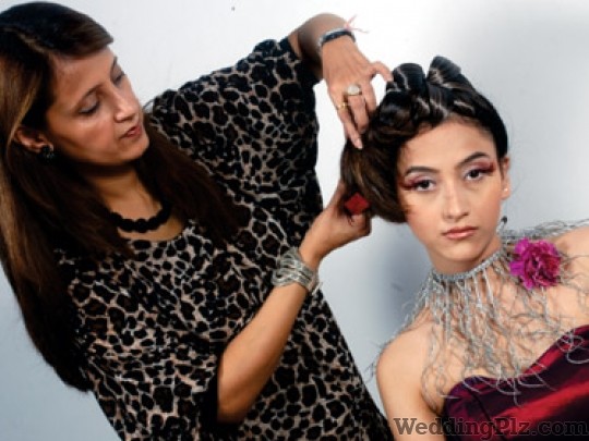Khoobsurat Unisex Beauty Parlours weddingplz