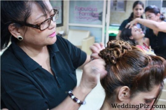Shagun Trendsetters Beauty Parlours weddingplz