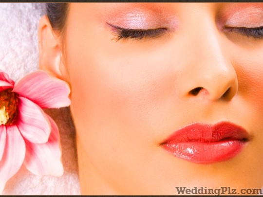 Valentia Unisex Salon and Spa Beauty Parlours weddingplz