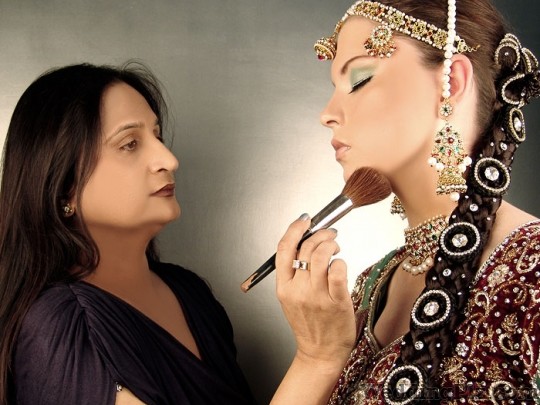 Simmi Ghais Xpressions The Make Up Studio Beauty Parlours weddingplz