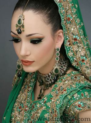 Lemon Salon Beauty Parlours weddingplz