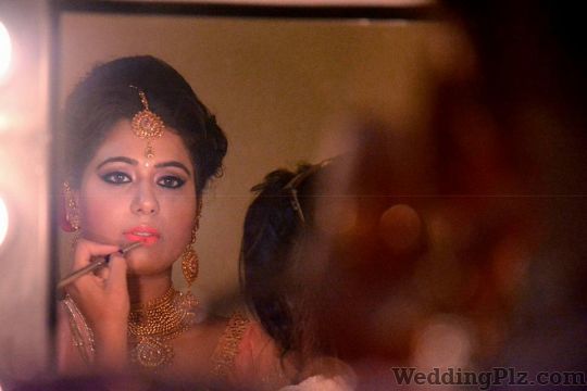 Shama Sharma Makeup Artist Beauty Parlours weddingplz
