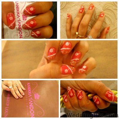 Kanikka Tandon Studdio Beauty Parlours weddingplz