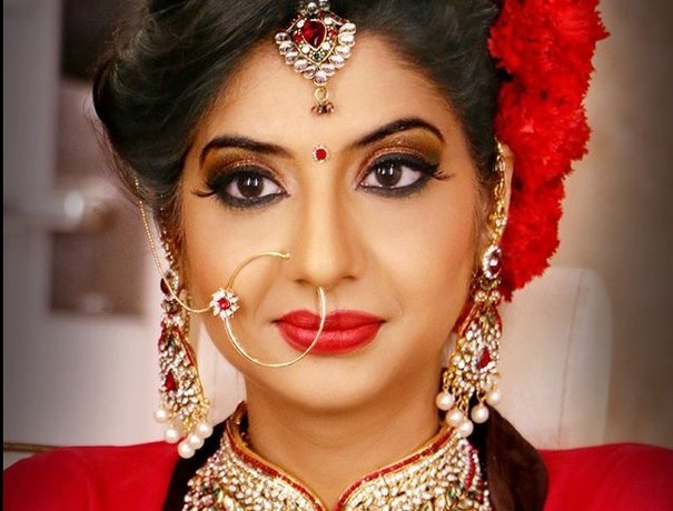 Kanikka Tandon Studdio Beauty Parlours weddingplz