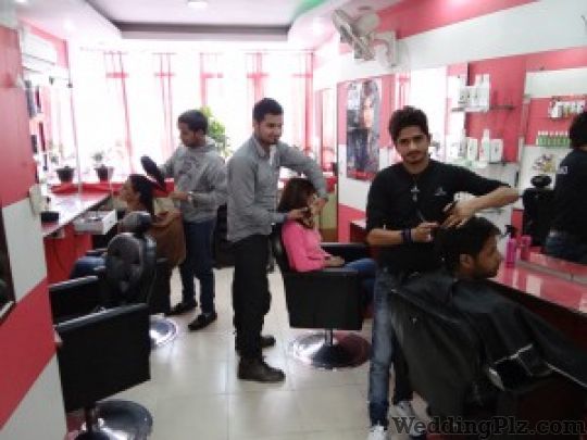 Moon Colour Touch Beauty Parlours weddingplz