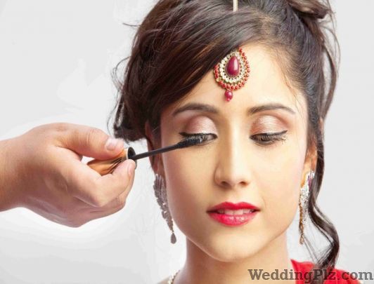 Urbane Locks Unisex Beauty Parlours weddingplz