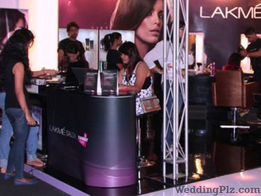 Lakme Salon Beauty Parlours weddingplz