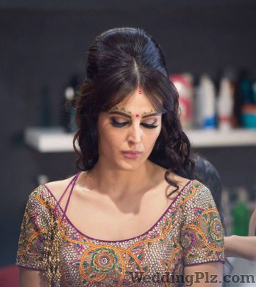 Lakme Salon Beauty Parlours weddingplz
