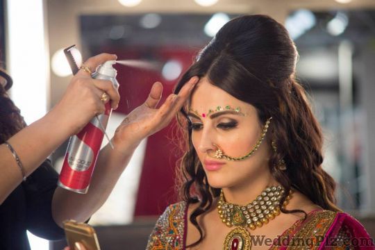 Lakme Salon Beauty Parlours weddingplz