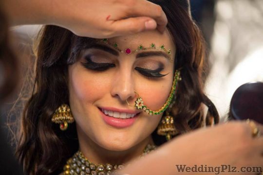 Lakme Salon Beauty Parlours weddingplz