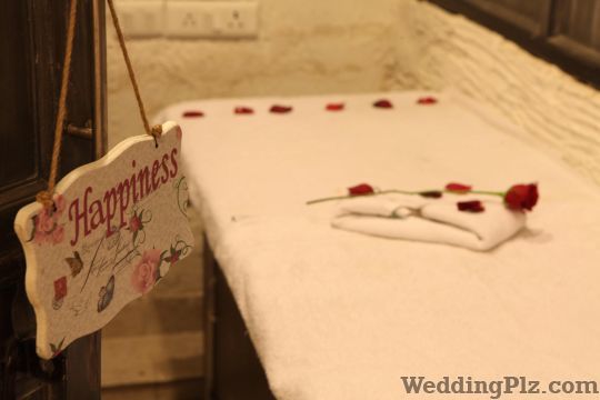 Dnottable Unisex Salon Beauty Parlours weddingplz