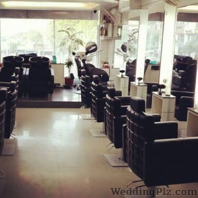 Cut and Style Salon Beauty Parlours weddingplz