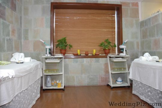 Club Citrus Unisex Salon And Spa Beauty Parlours weddingplz