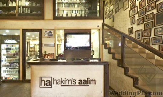 Hakims Aalim Hair N Tattoo Launge Beauty Parlours weddingplz
