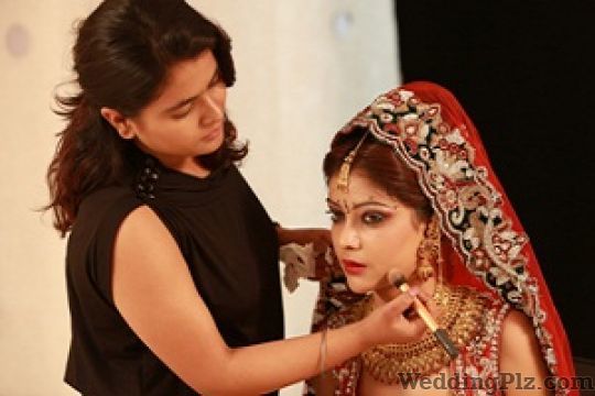 Shinneyway Beauty Clinic And Training Center Beauty Parlours weddingplz