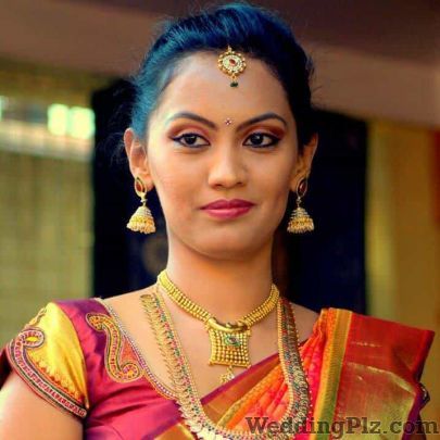 B Enzo Family Salon and Spa Beauty Parlours weddingplz