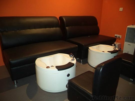 Pineapple Style Studio Beauty Parlours weddingplz
