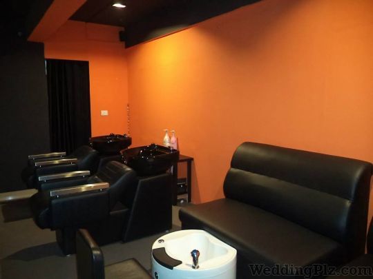 Pineapple Style Studio Beauty Parlours weddingplz
