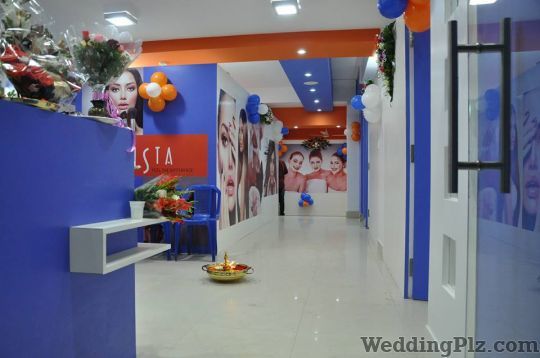 Stilista Unisex Salon Beauty Parlours weddingplz