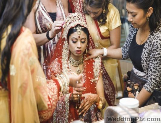 Trimmers Beauty Parlours weddingplz